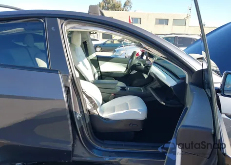 2021 Tesla Model Y Long Range Dual Motor All-Wheel Drive из США, поврежденный, VIN 5YJYGAEE7MF294464